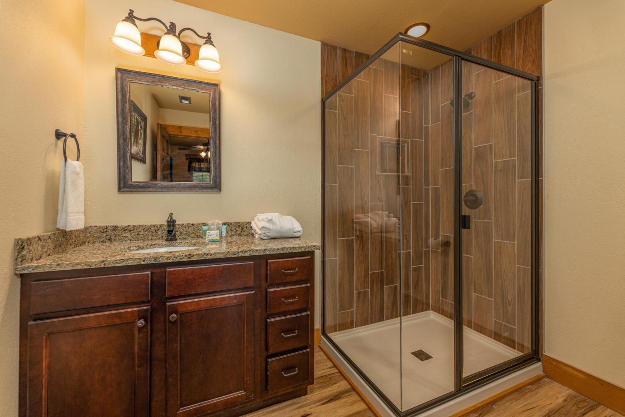 Chalet Tennessee Dream By Eden Crest *