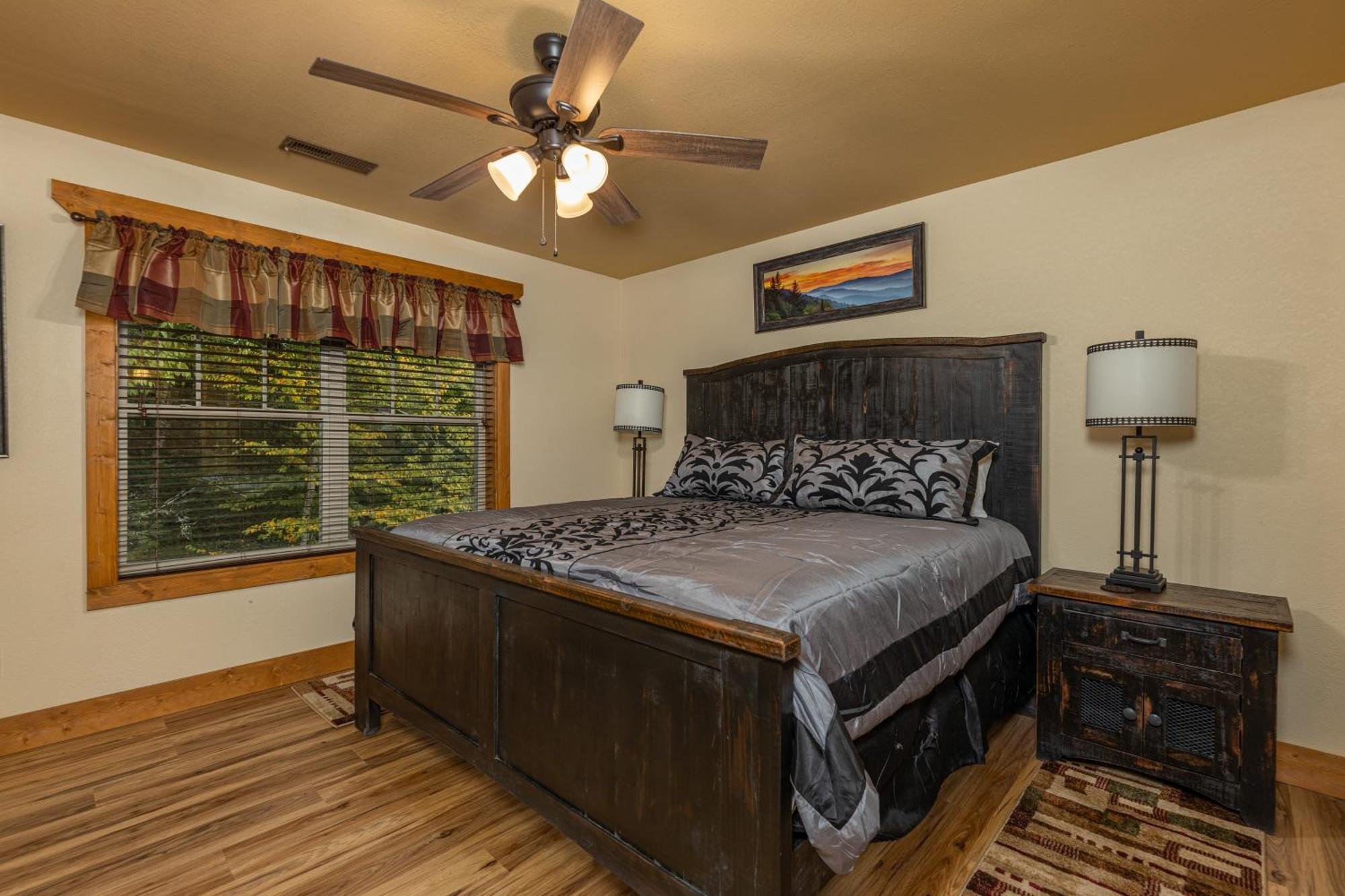 Tennessee Dream By Eden Crest * Gatlinburg